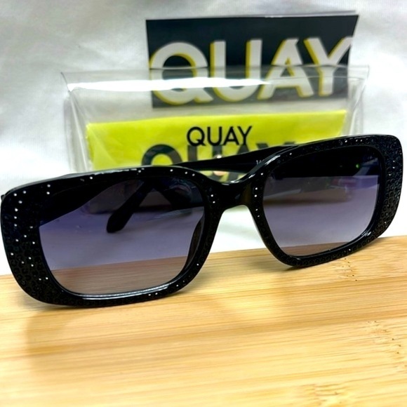 Brand New Quay Black Inside Scoop Bling Gradient Smoke Lens Rectangle Sunglasses main image 15
